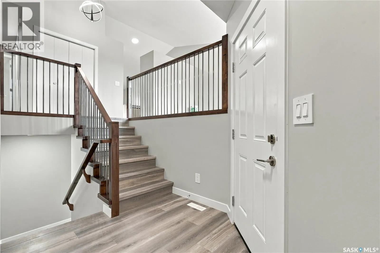 246 Sutter PLACE