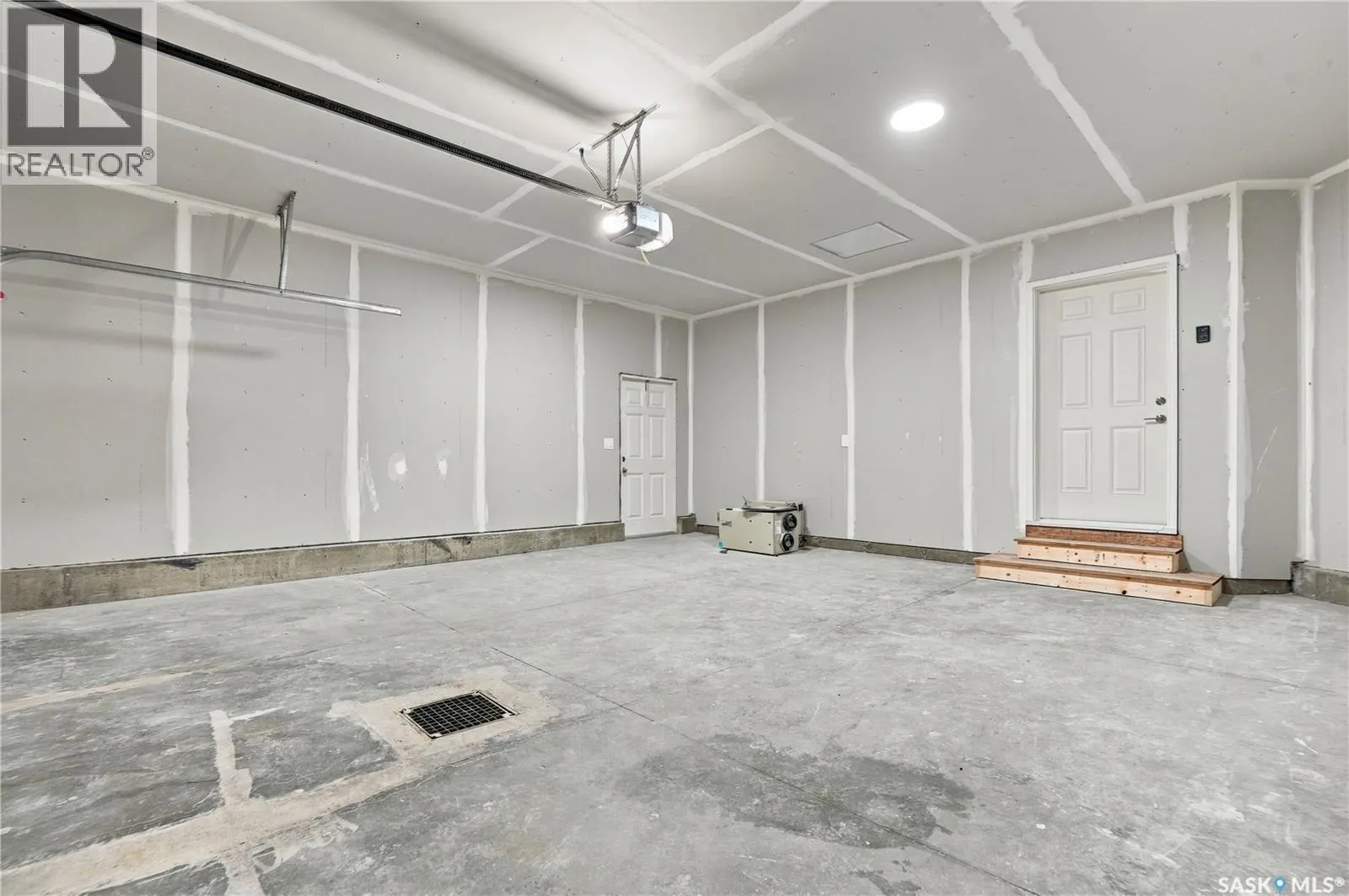 246 Sutter PLACE