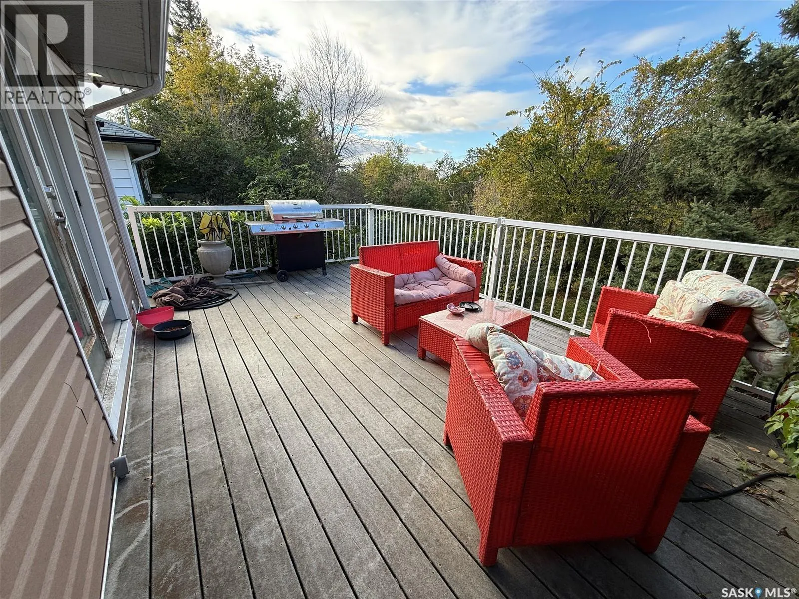 830 20th STREET W