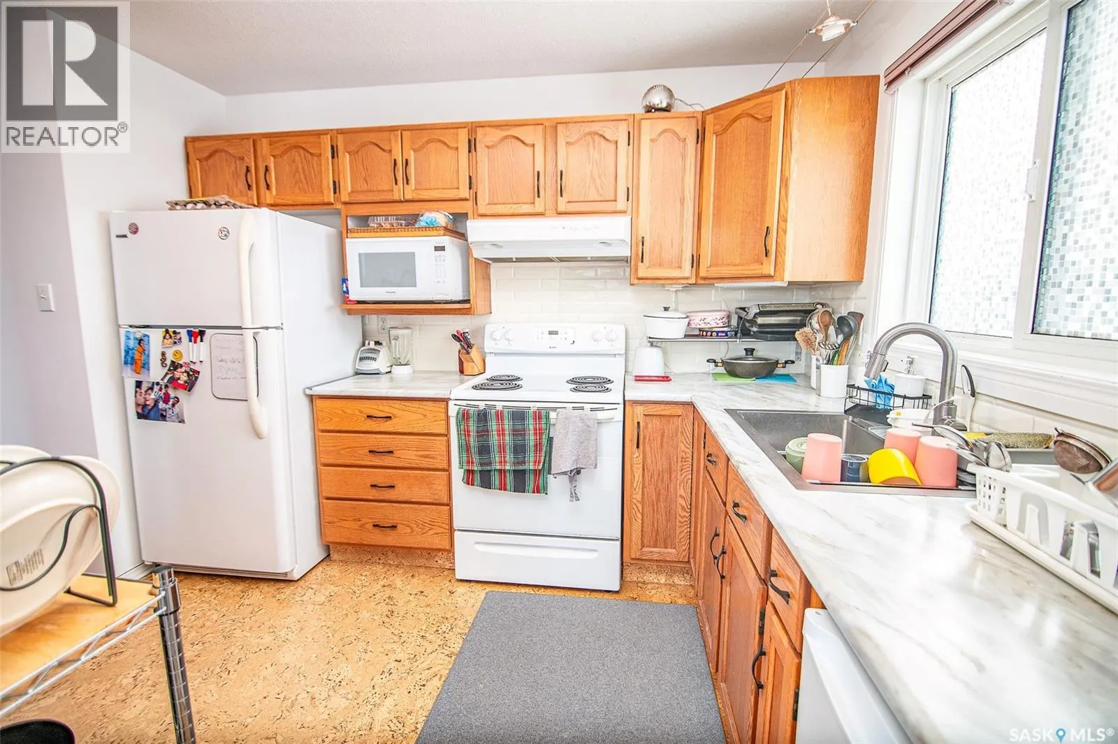 C2 532 River STREET E