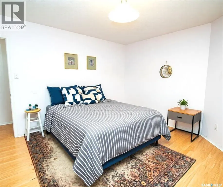 C2 532 River STREET E