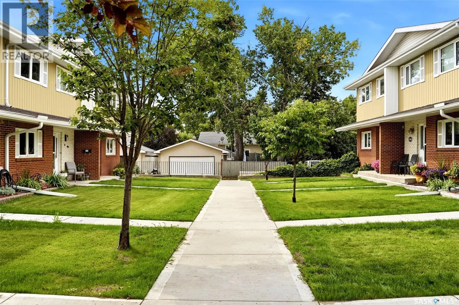 246 Plainsview DRIVE