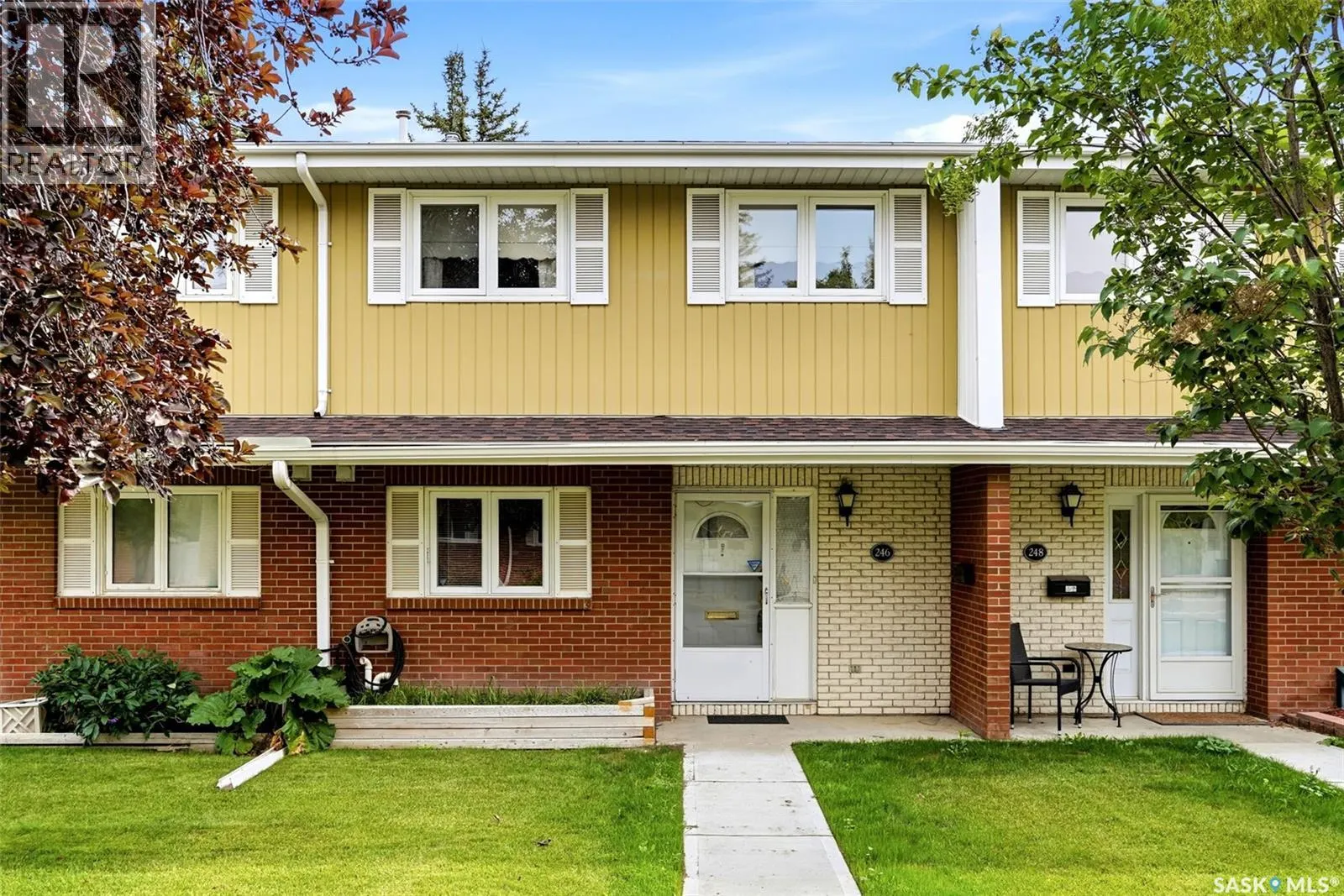 246 Plainsview DRIVE