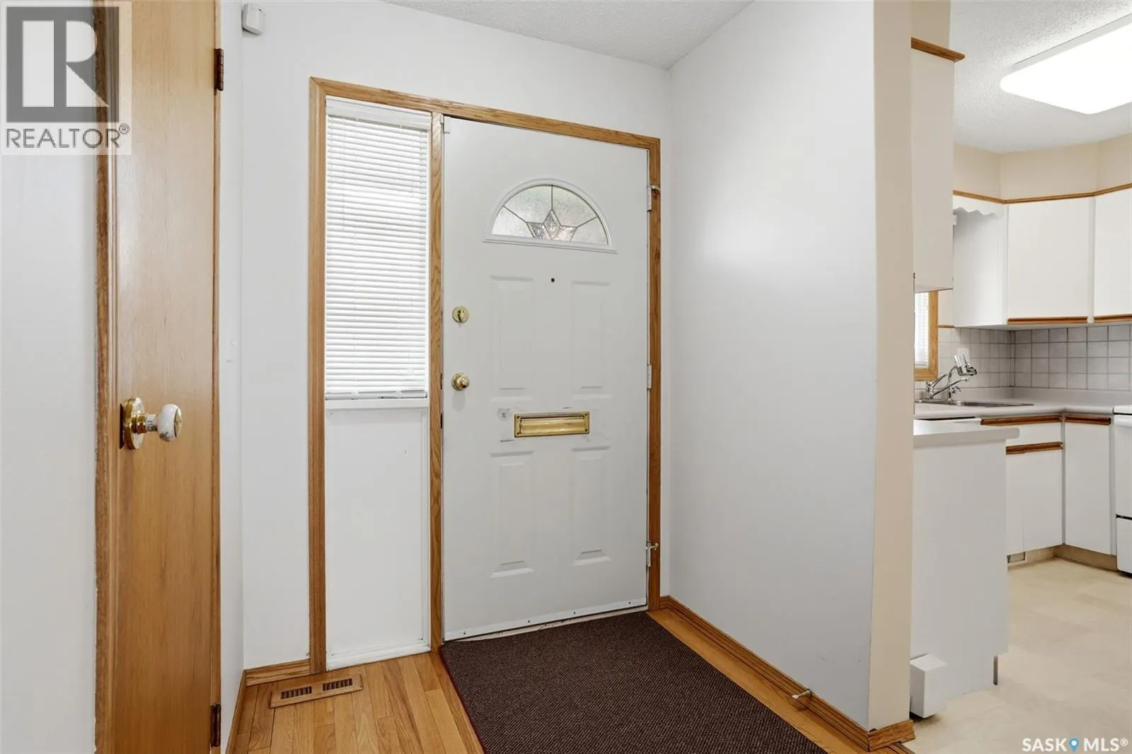 246 Plainsview DRIVE