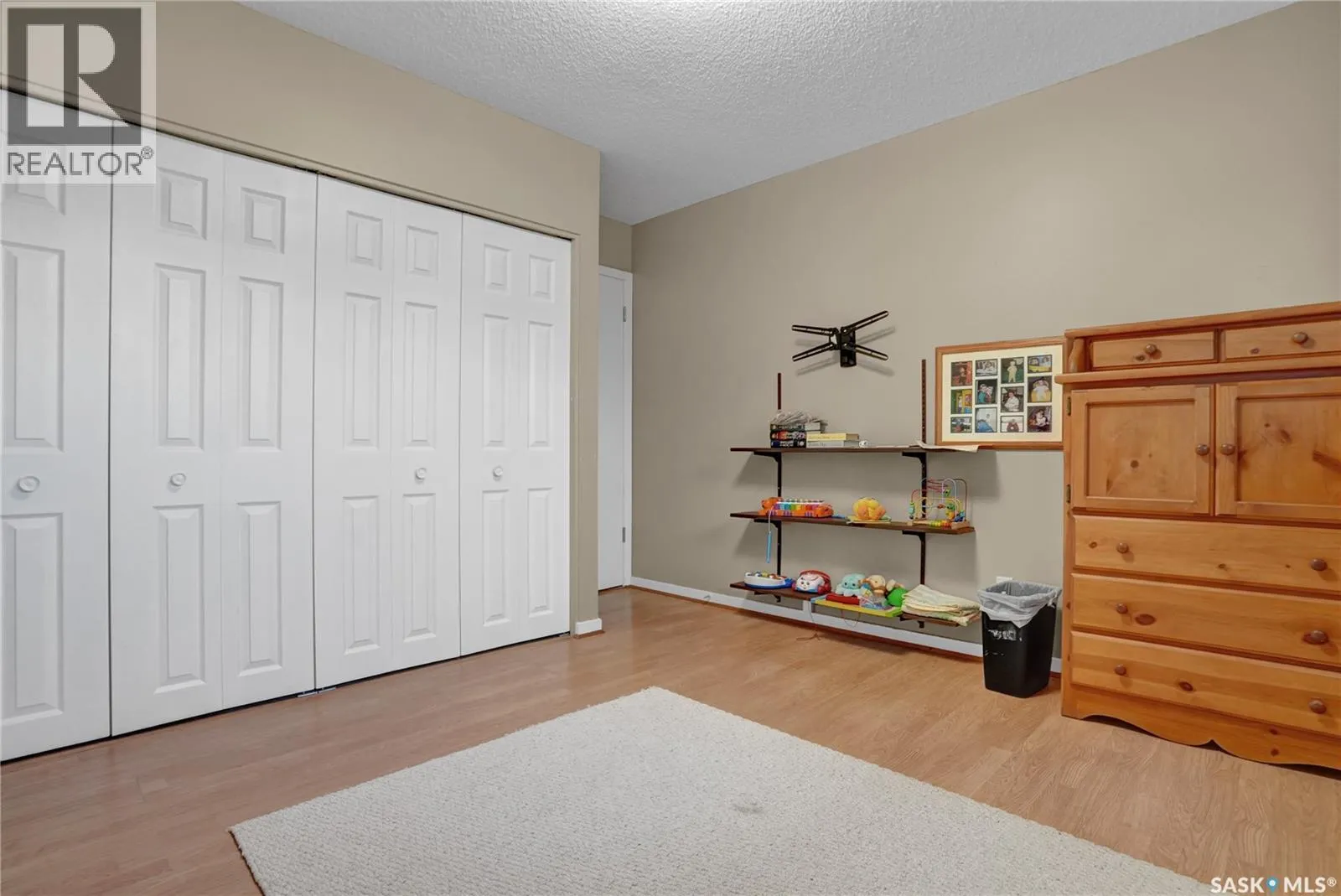 972 SIMCOE STREET