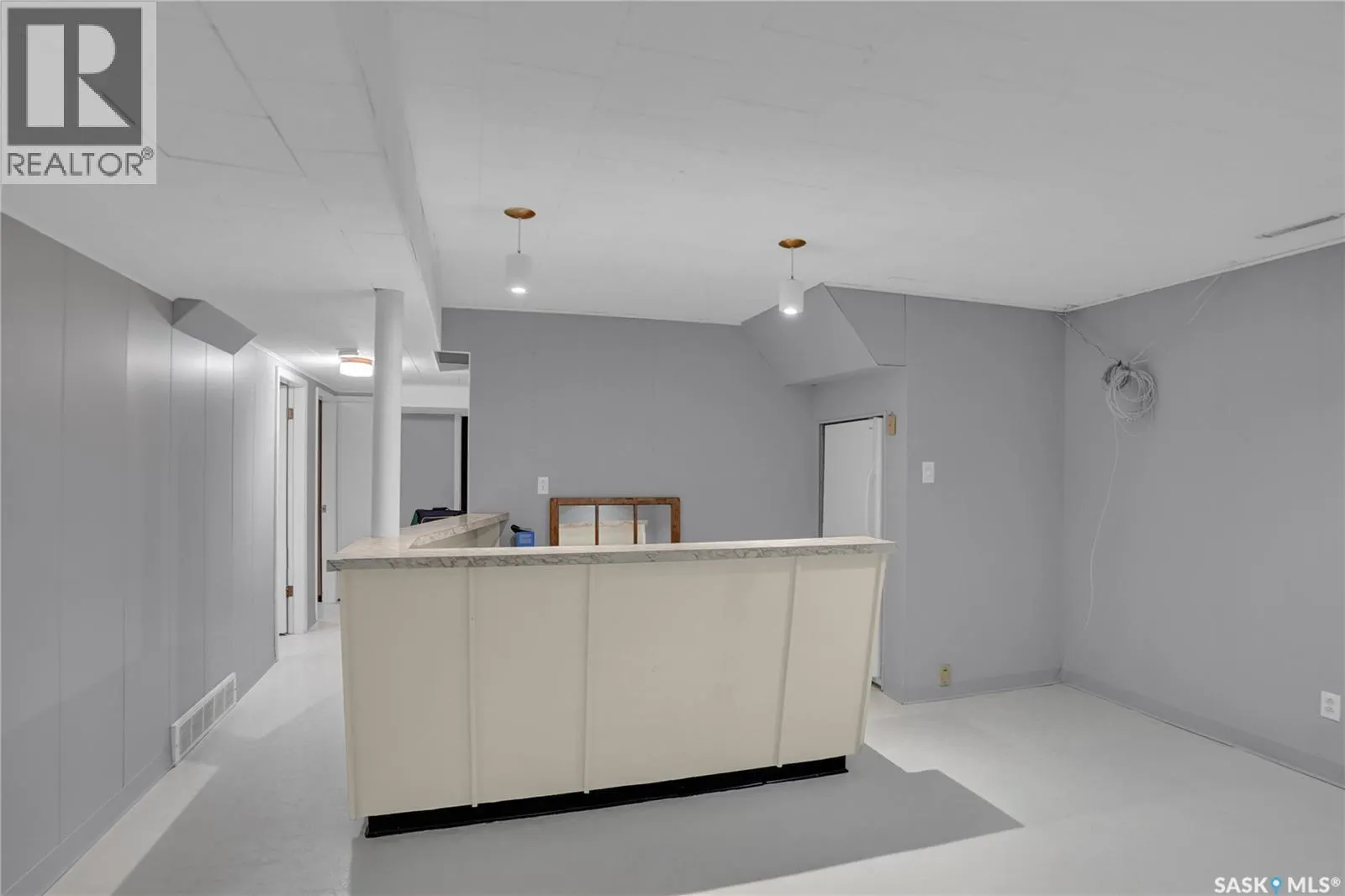 972 SIMCOE STREET