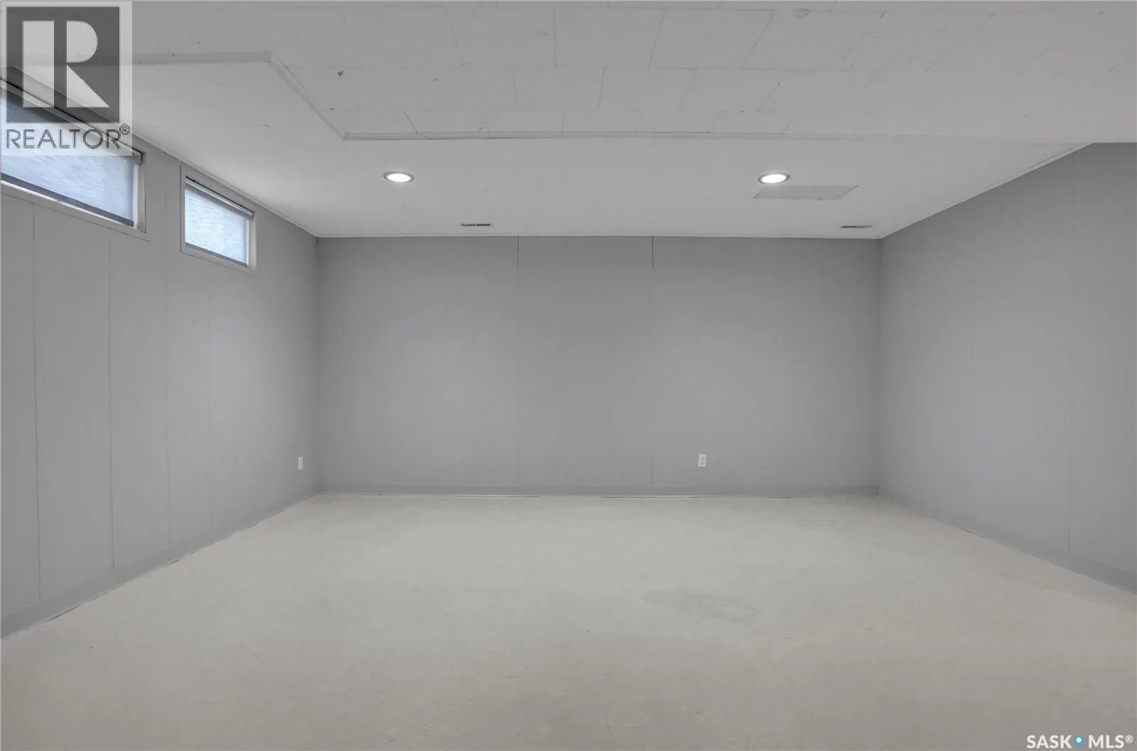 972 SIMCOE STREET