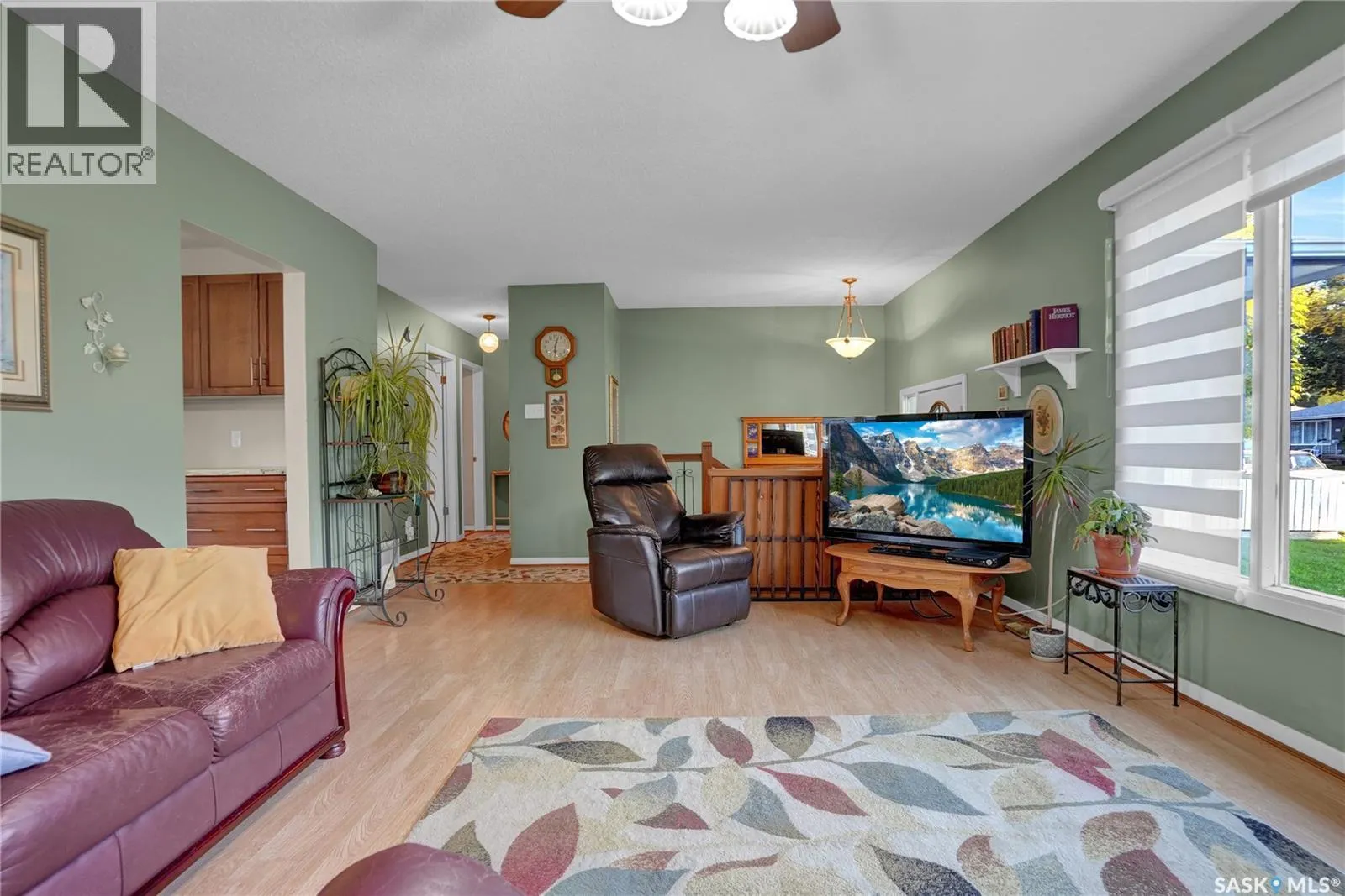 972 SIMCOE STREET