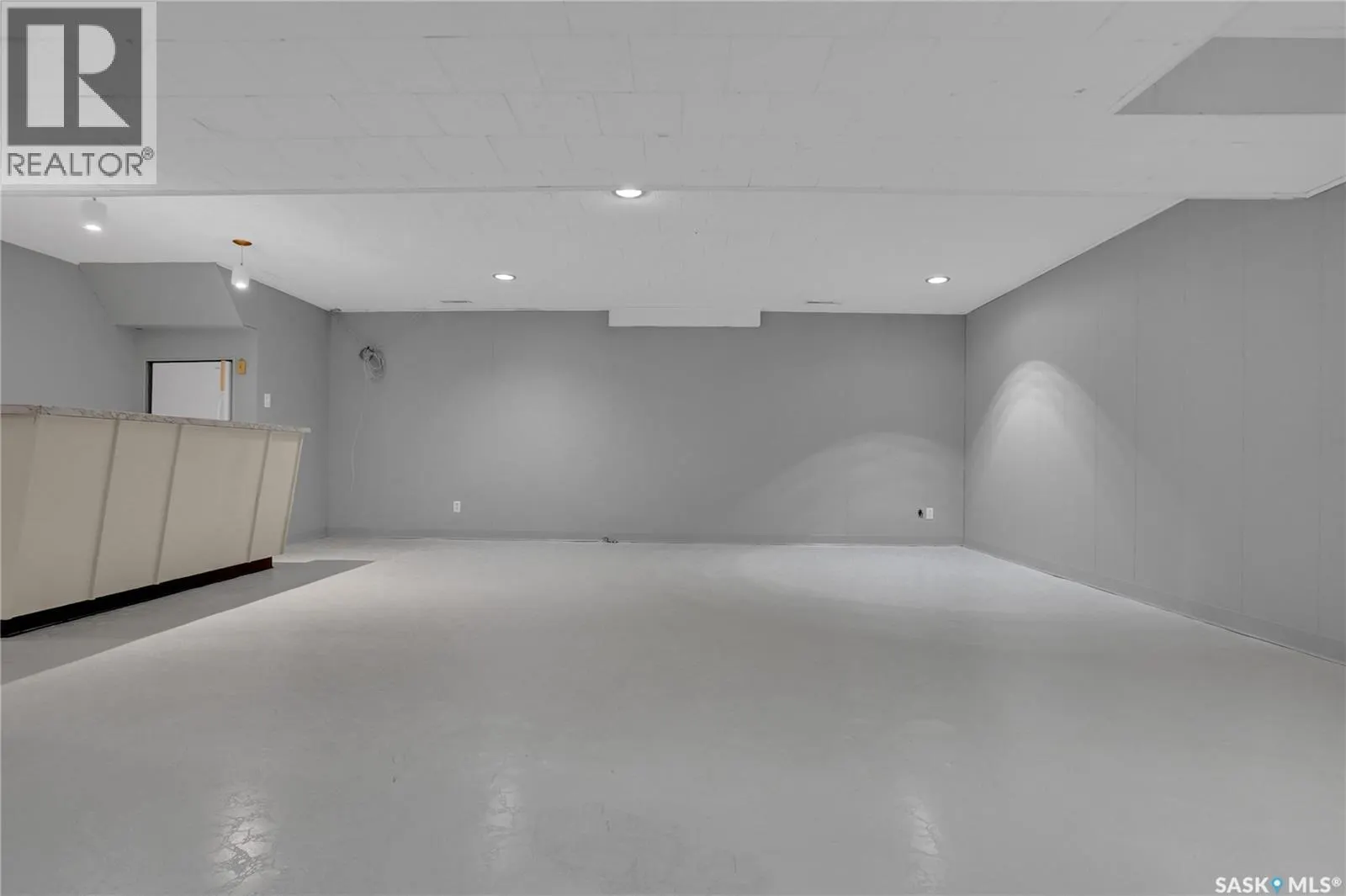 972 SIMCOE STREET