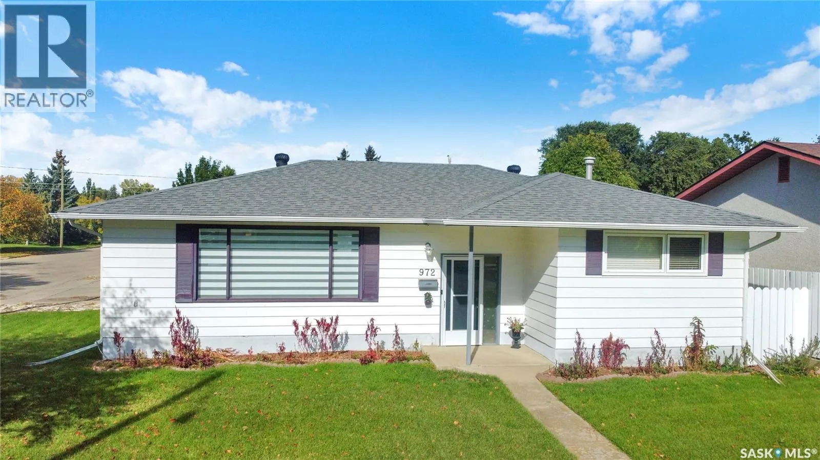 972 SIMCOE STREET