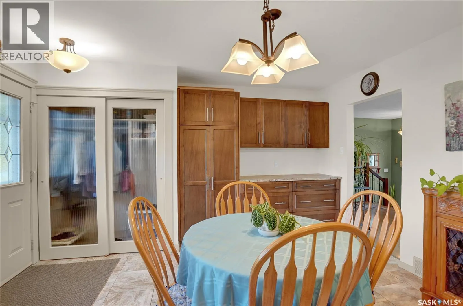 972 SIMCOE STREET