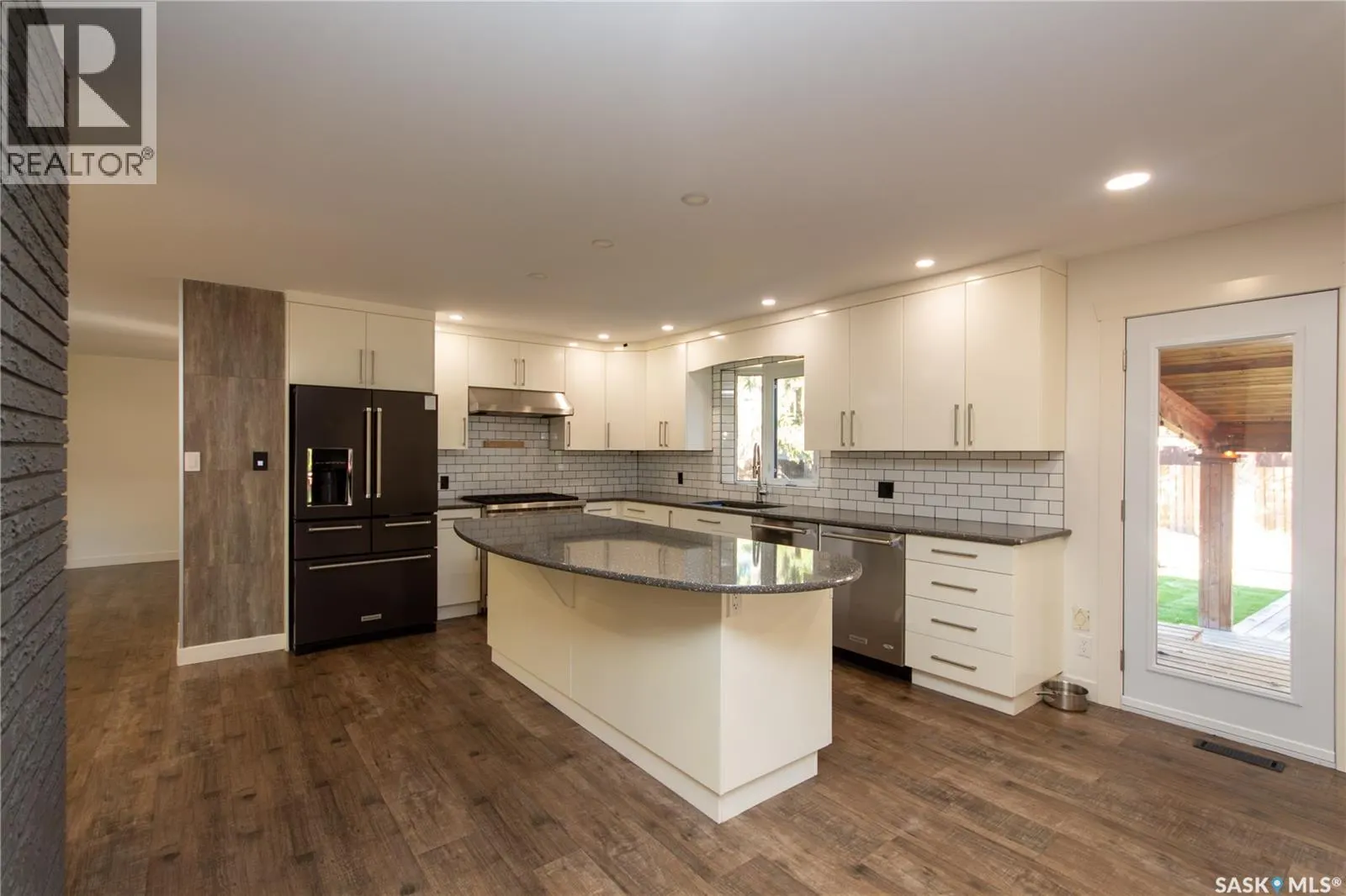 10710 Meighen CRESCENT