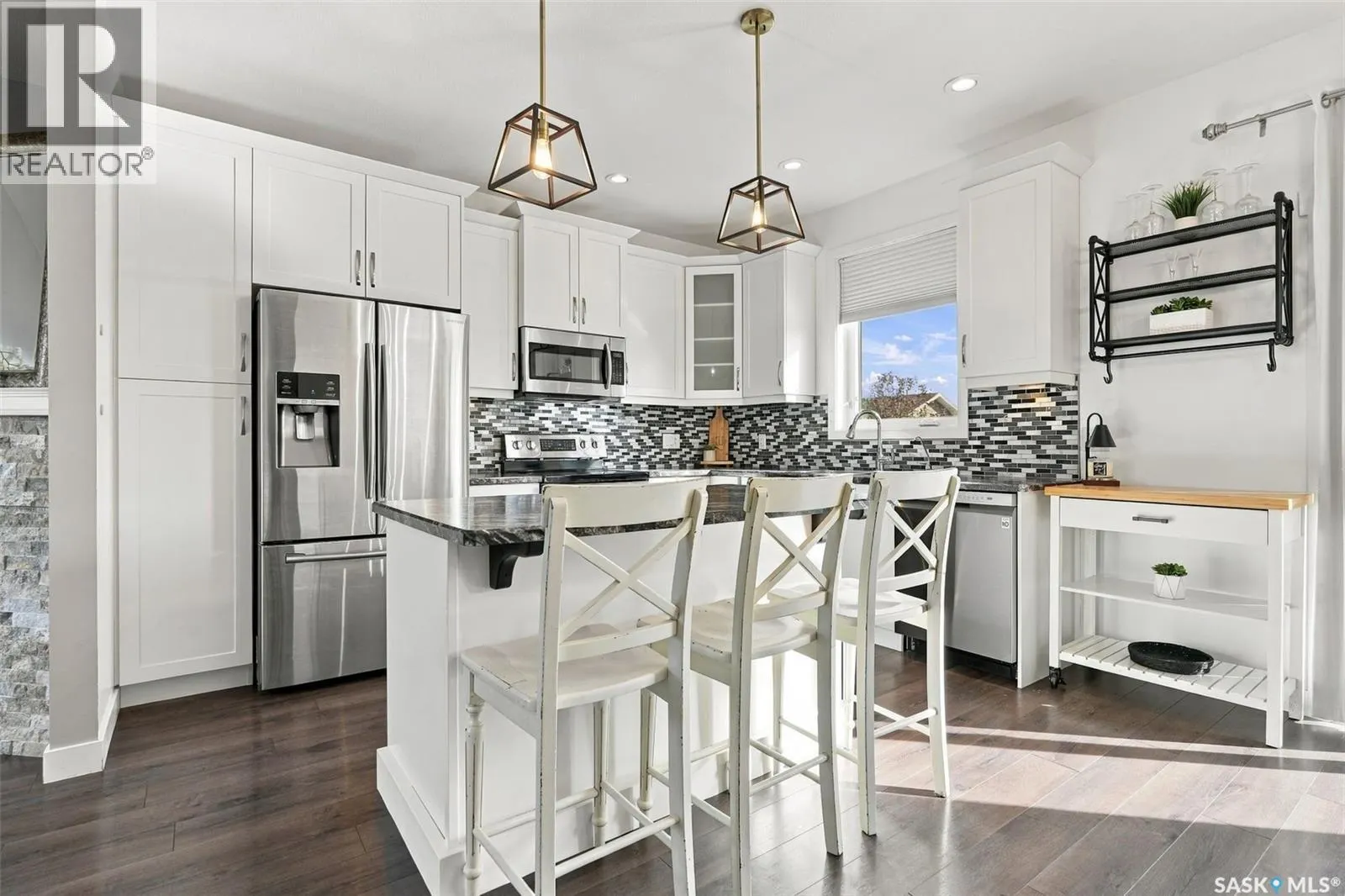 638 Aspen CRESCENT
