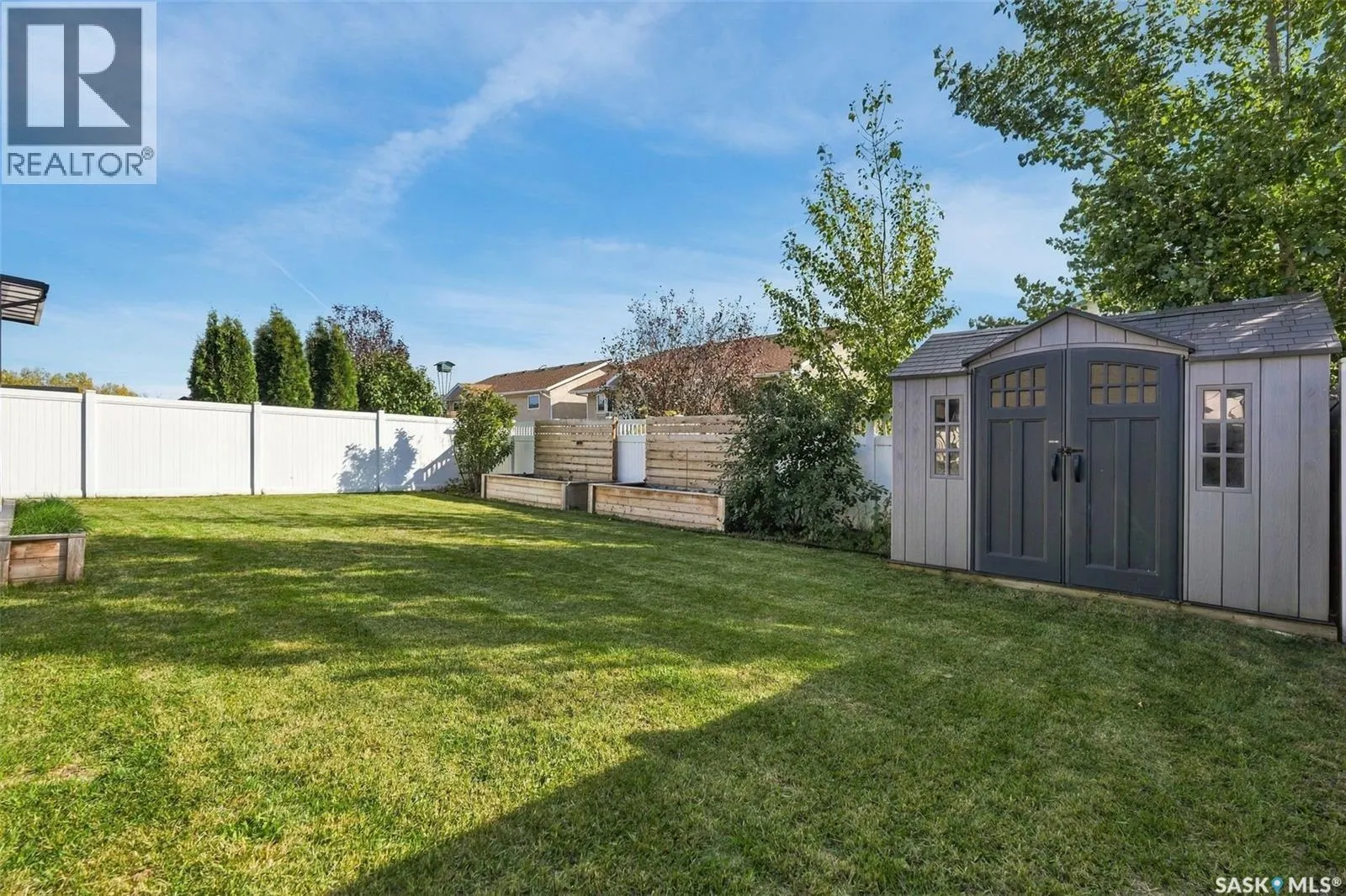 638 Aspen CRESCENT
