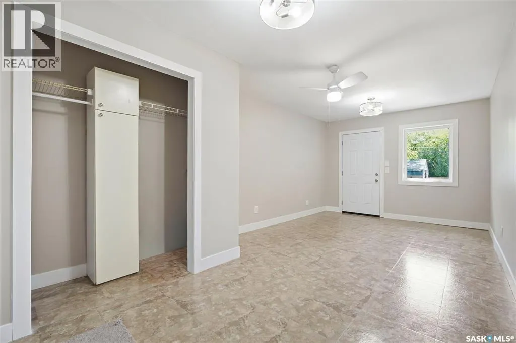 1919 14th STREET W
