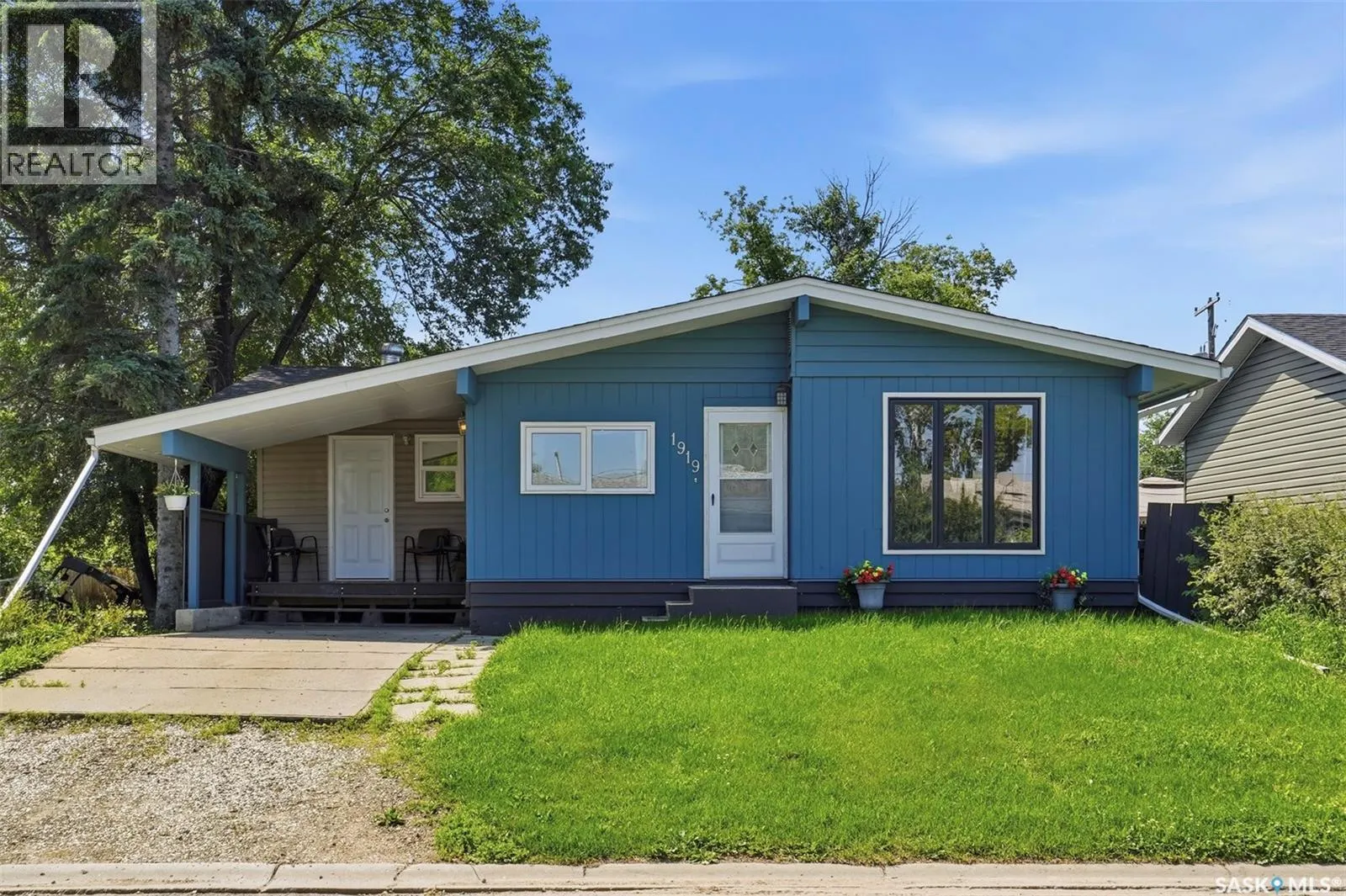 1919 14th STREET W