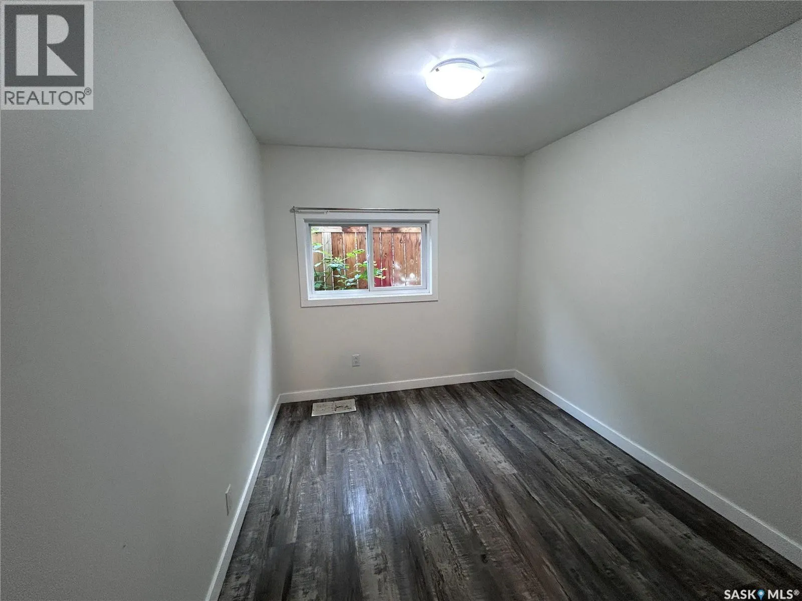 113 109th STREET W