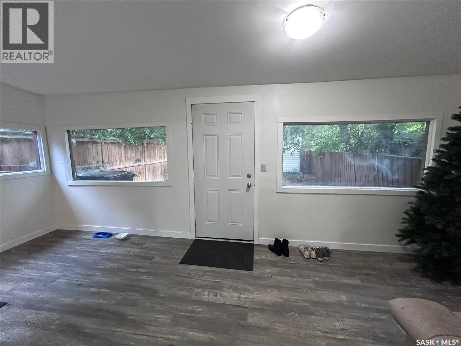 113 109th STREET W