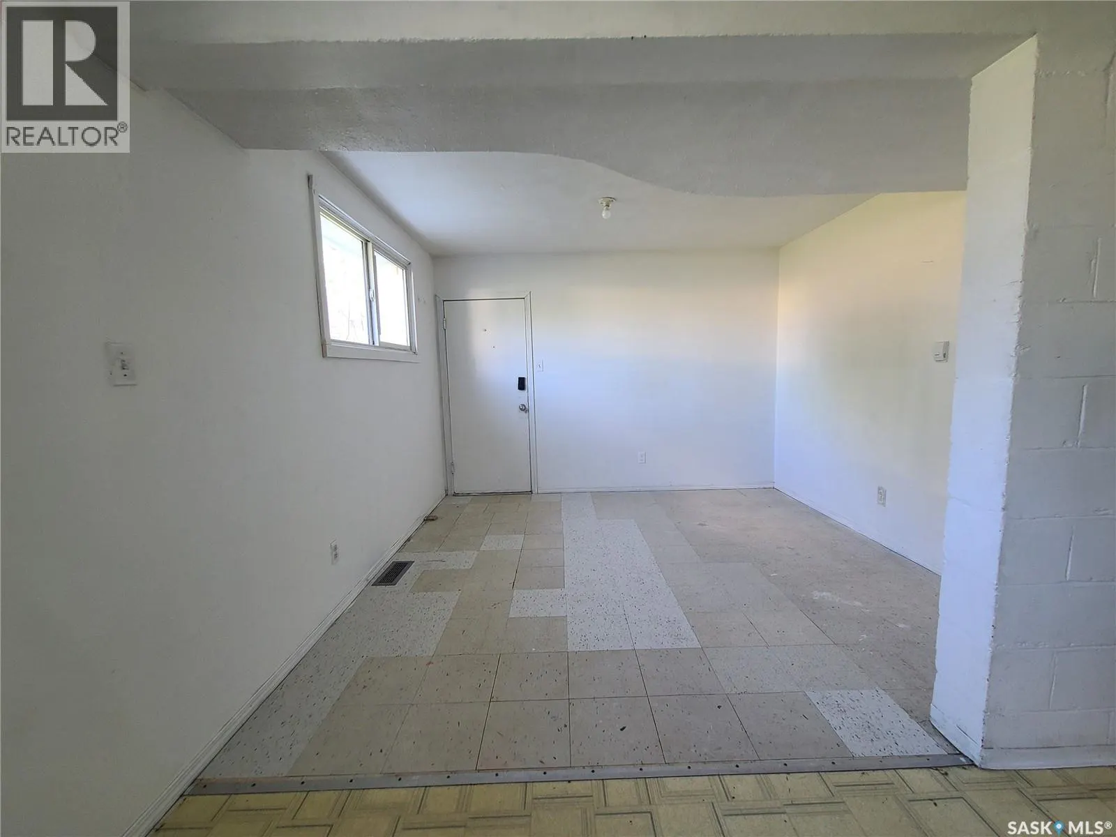 130 26th STREET W