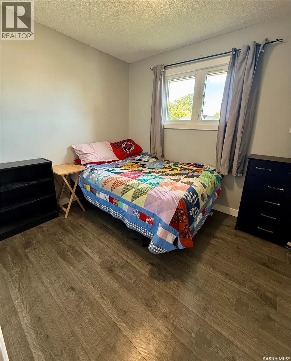 1511 Grandview STREET W