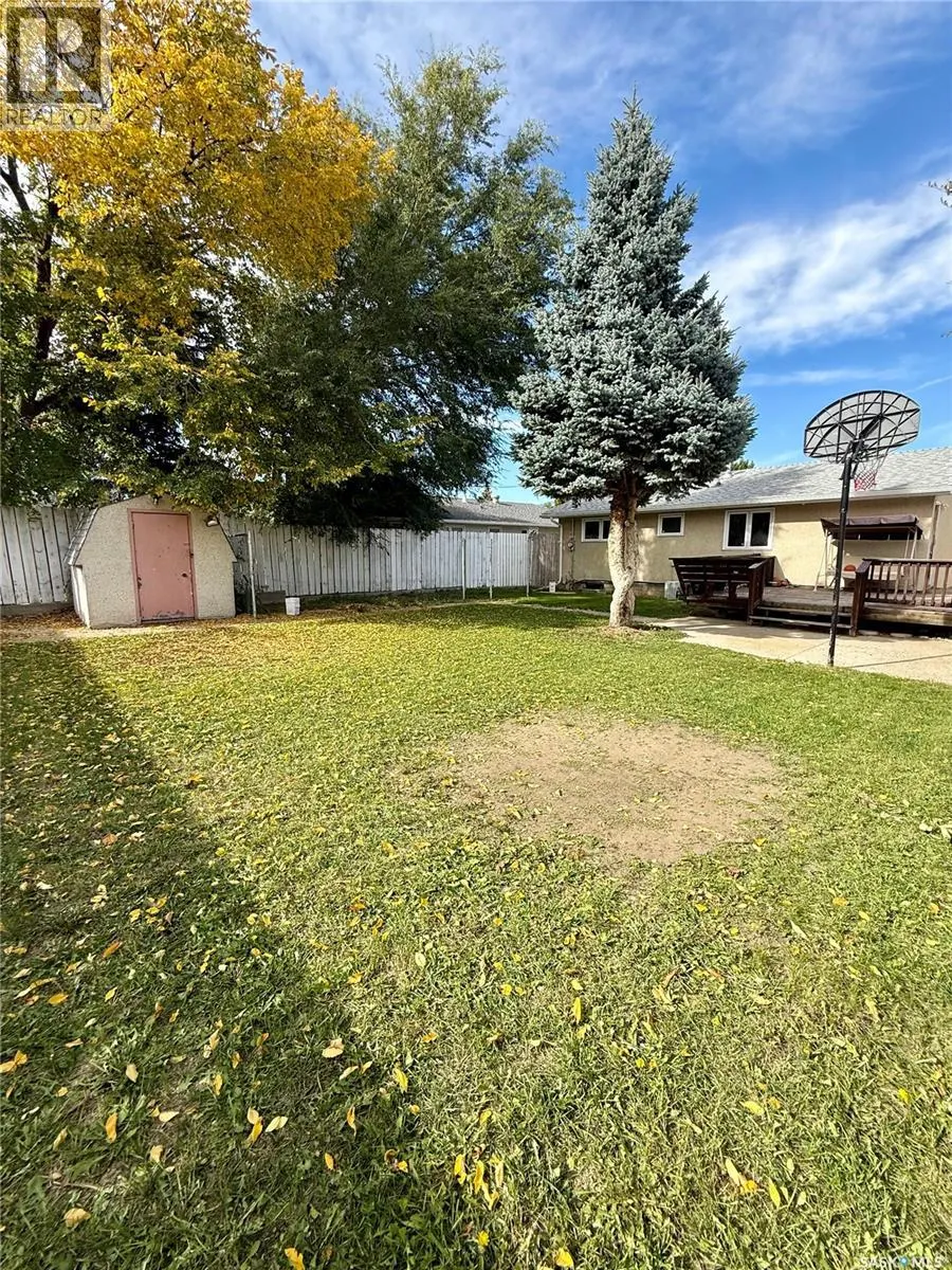1511 Grandview STREET W