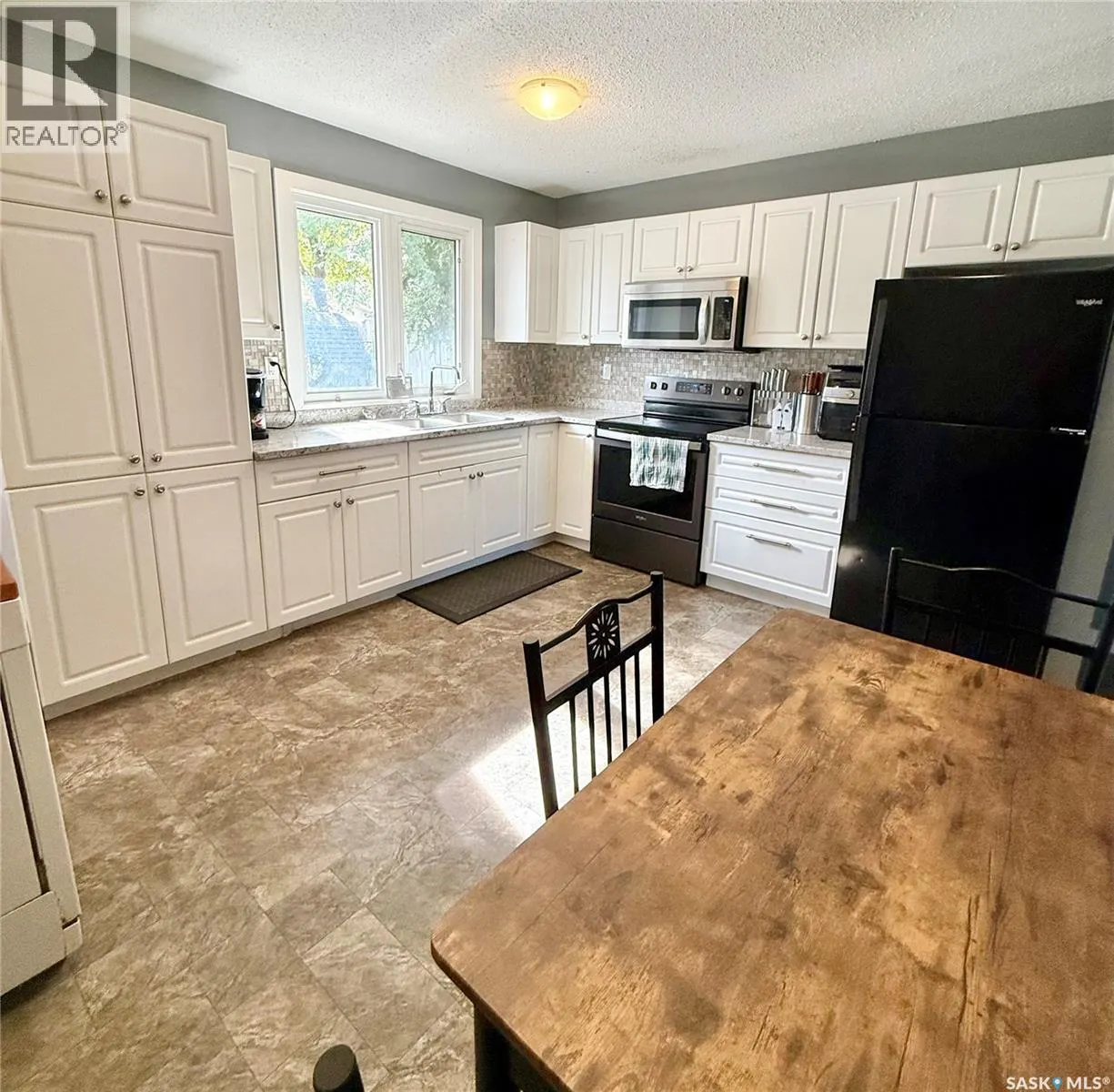 1511 Grandview STREET W