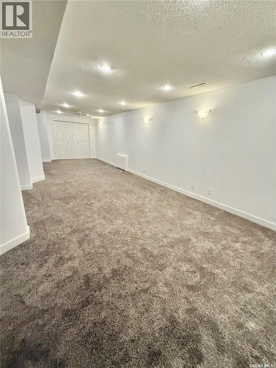 1511 Grandview STREET W