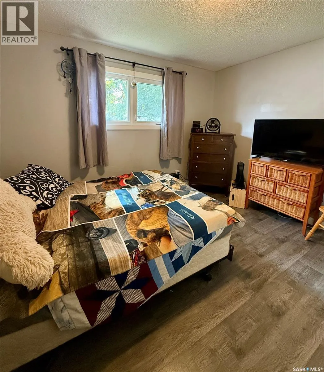 1511 Grandview STREET W
