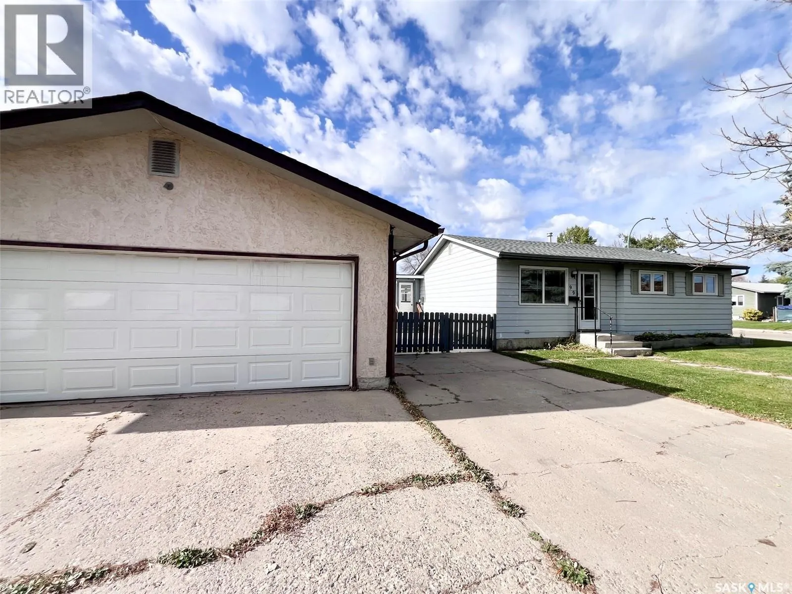 99 Bowerman CRESCENT
