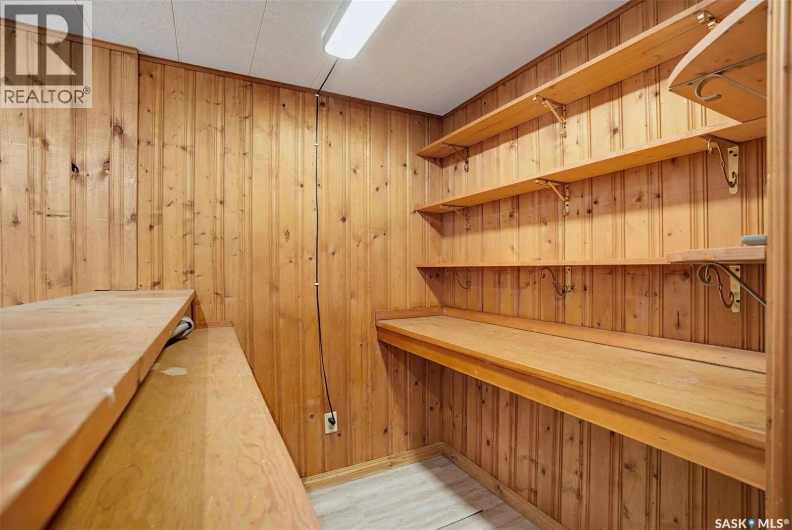 1108 Tiffin CRESCENT