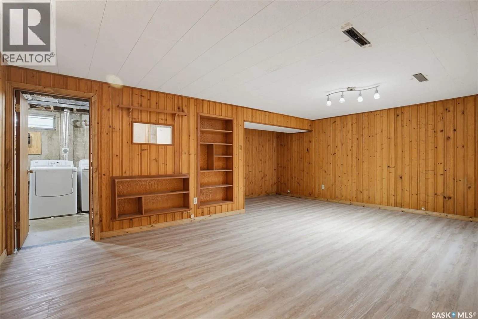 1108 Tiffin CRESCENT