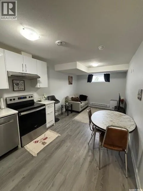 348 Pepper PLACE