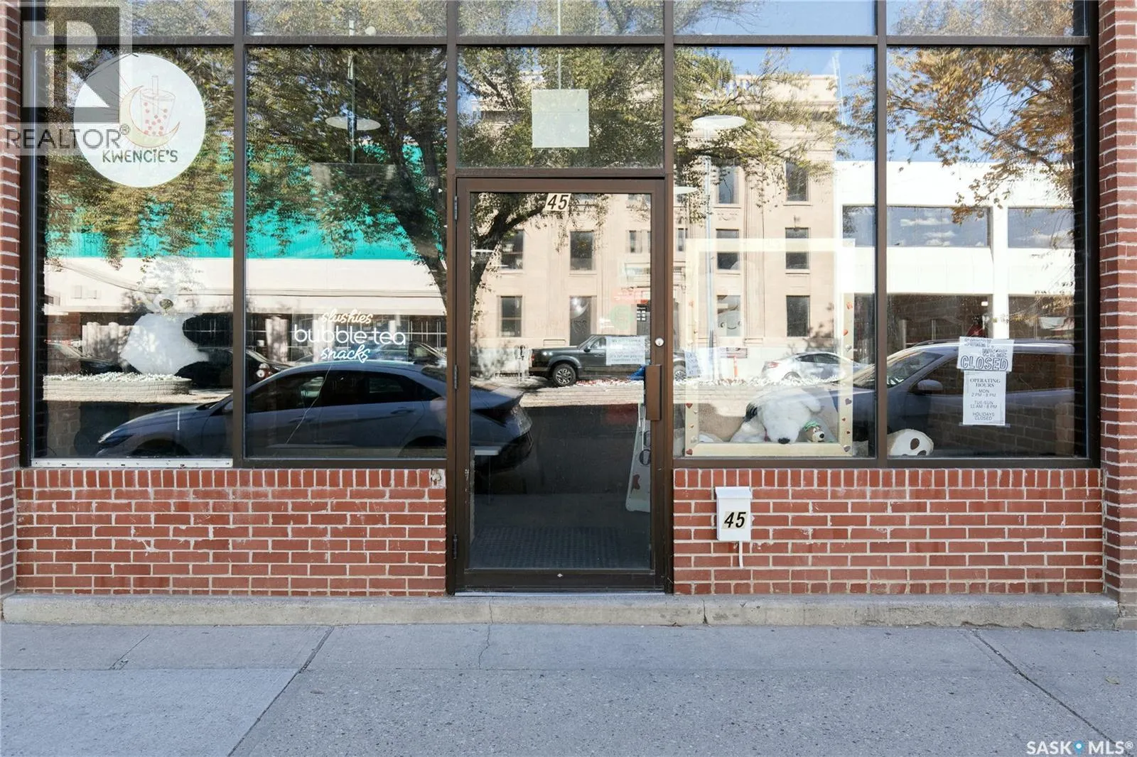 45 High STREET W