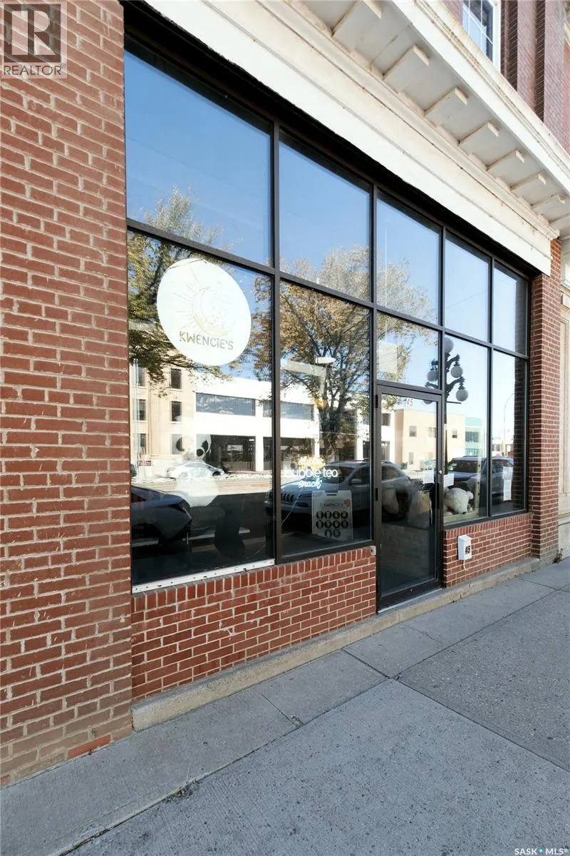 45 High STREET W