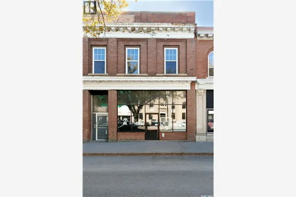 45 High STREET W