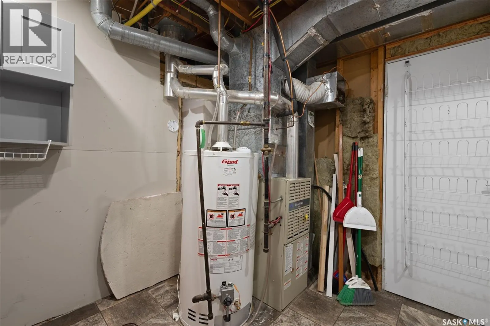 1538 SPADINA STREET W