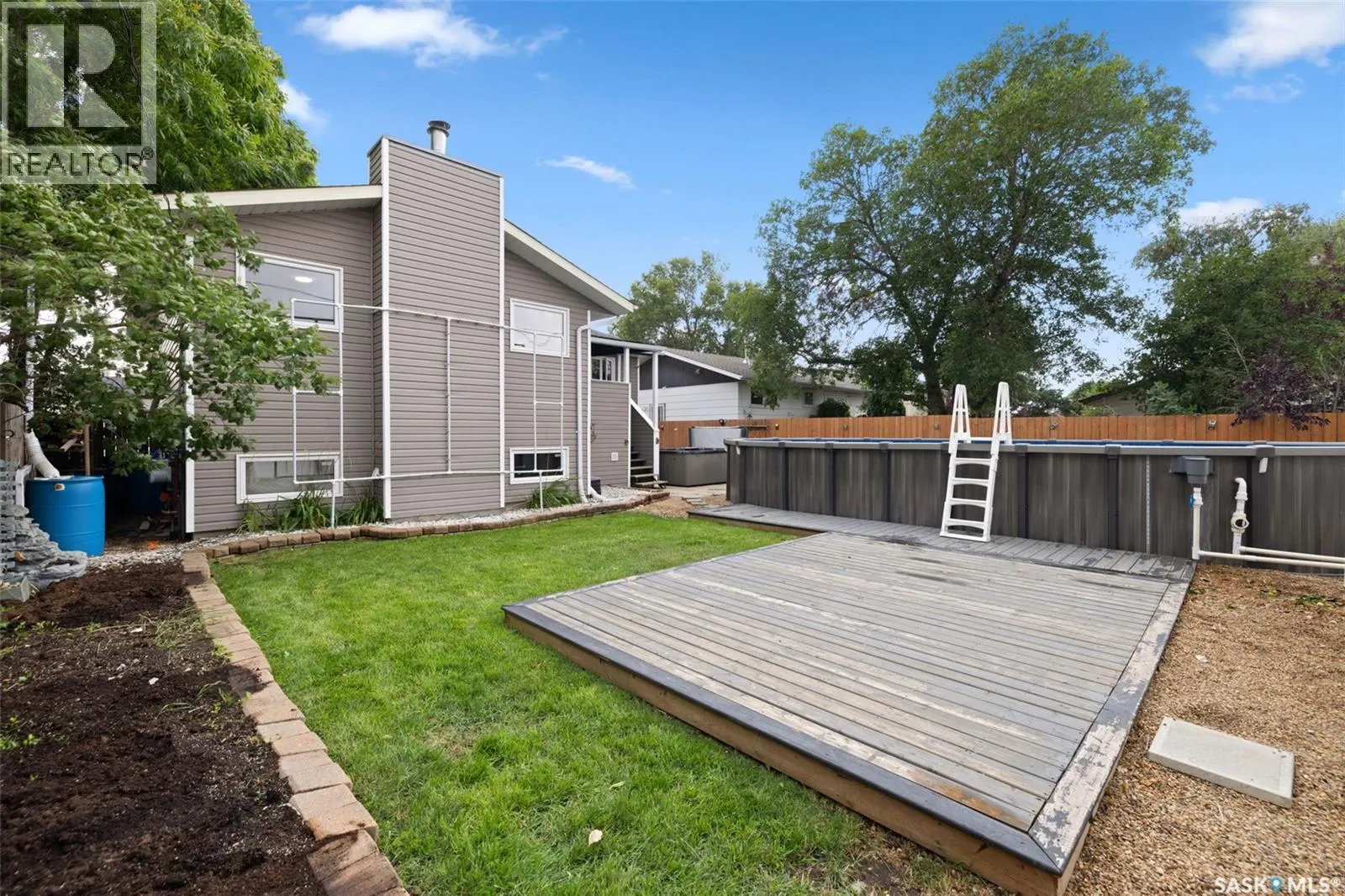 1538 SPADINA STREET W