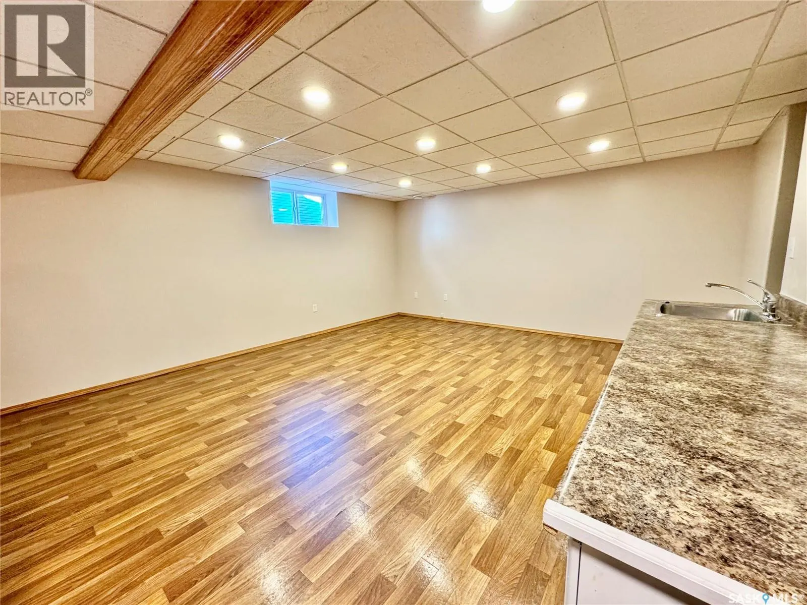 435 Southwood DRIVE