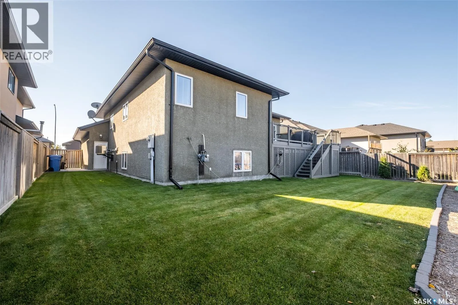 52 Coombe DRIVE
