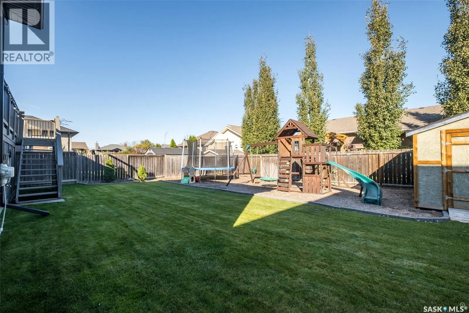 52 Coombe DRIVE