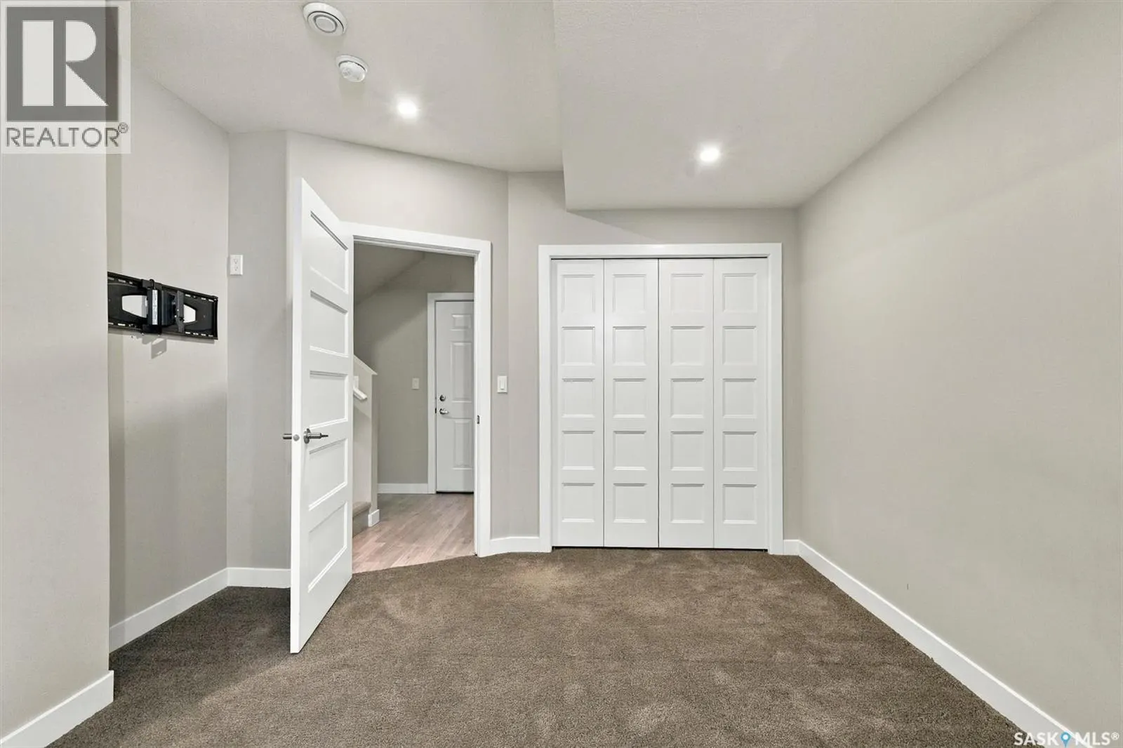 1014 Evergreen BOULEVARD