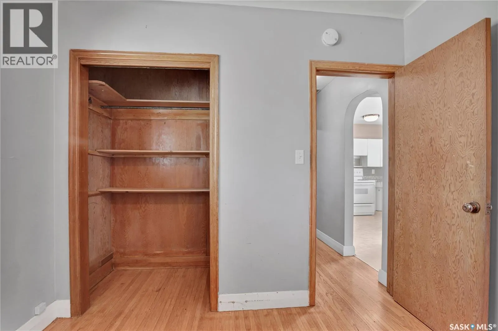 1209 Broadway AVENUE