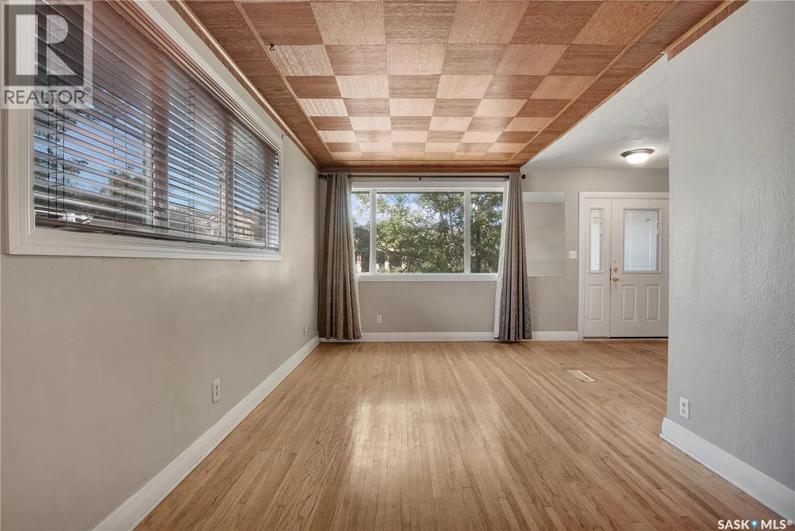 1209 Broadway AVENUE