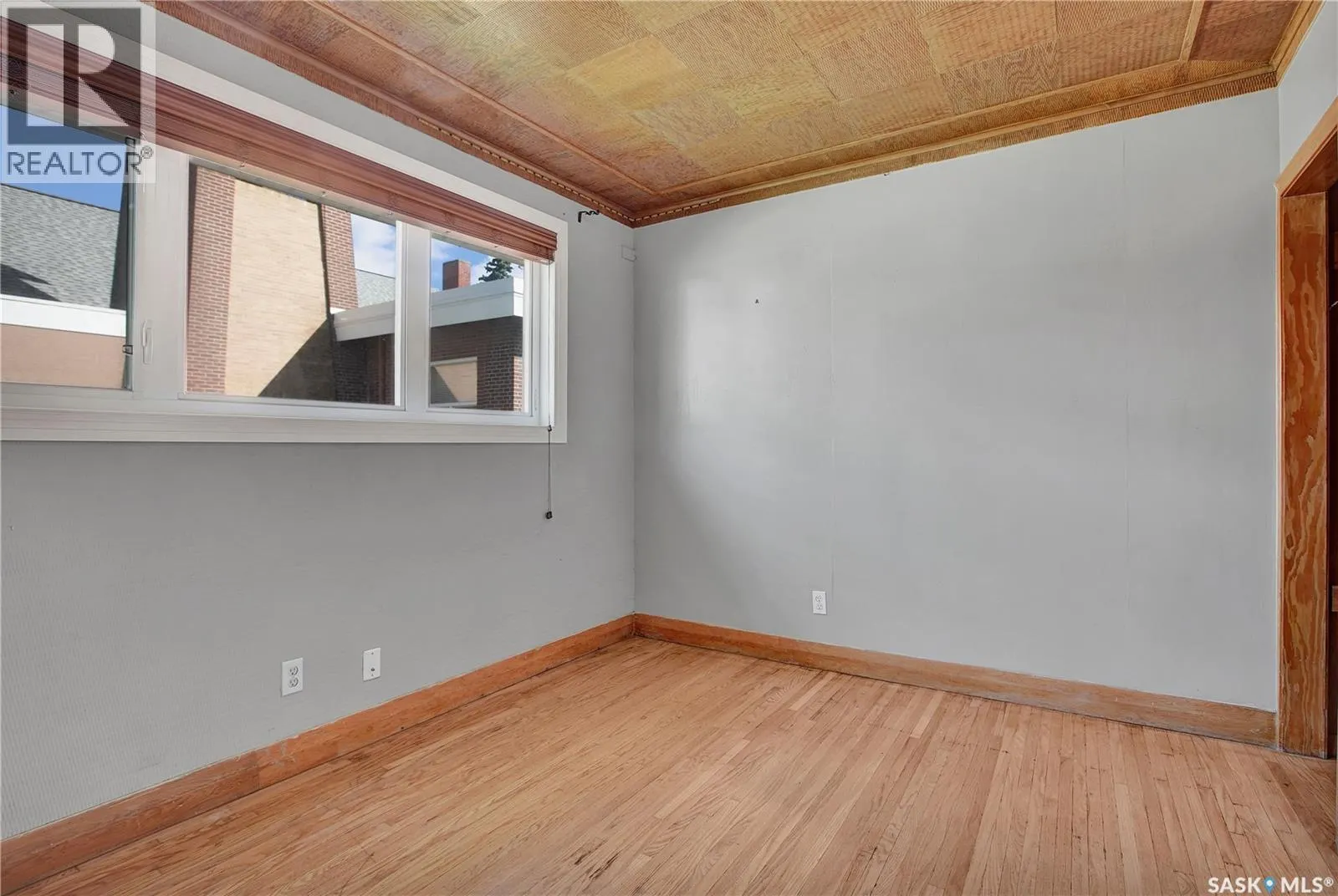 1209 Broadway AVENUE