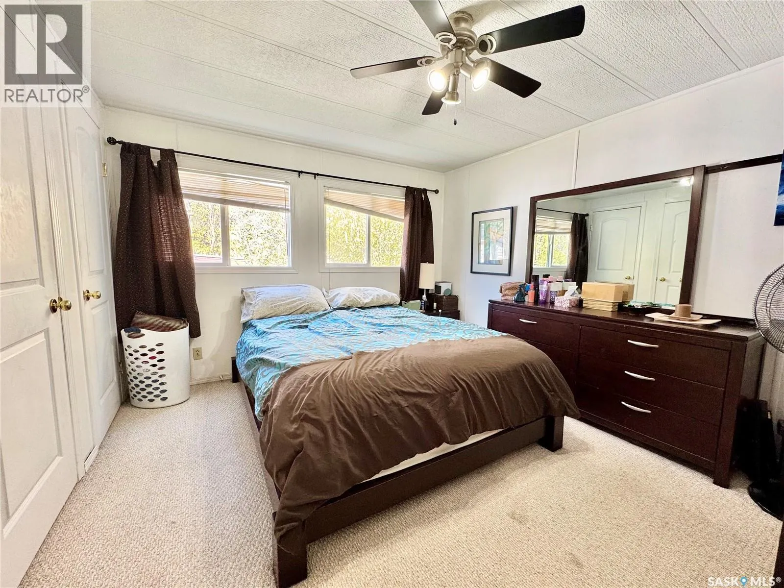 46 Eastview Trailer COURT
