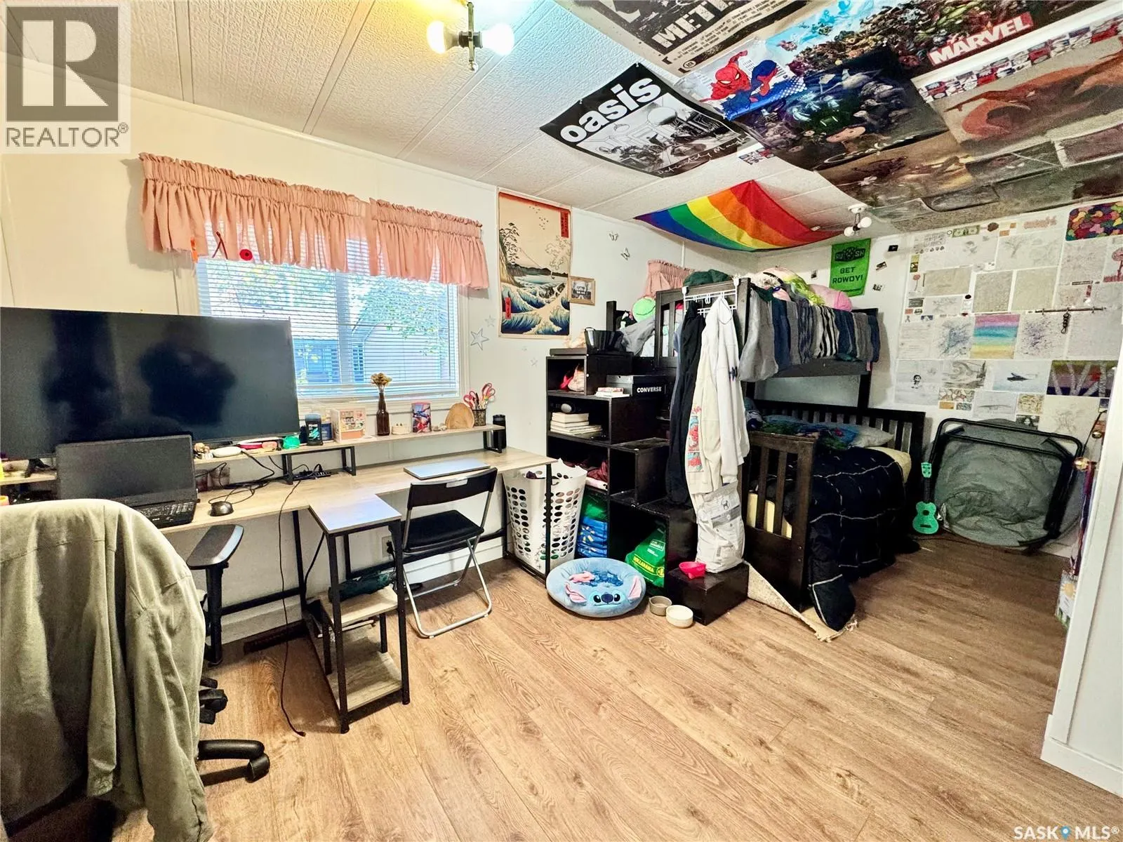 46 Eastview Trailer COURT