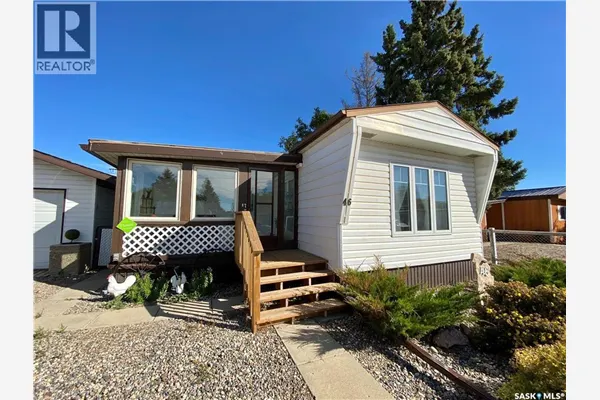 46 Eastview Trailer COURT