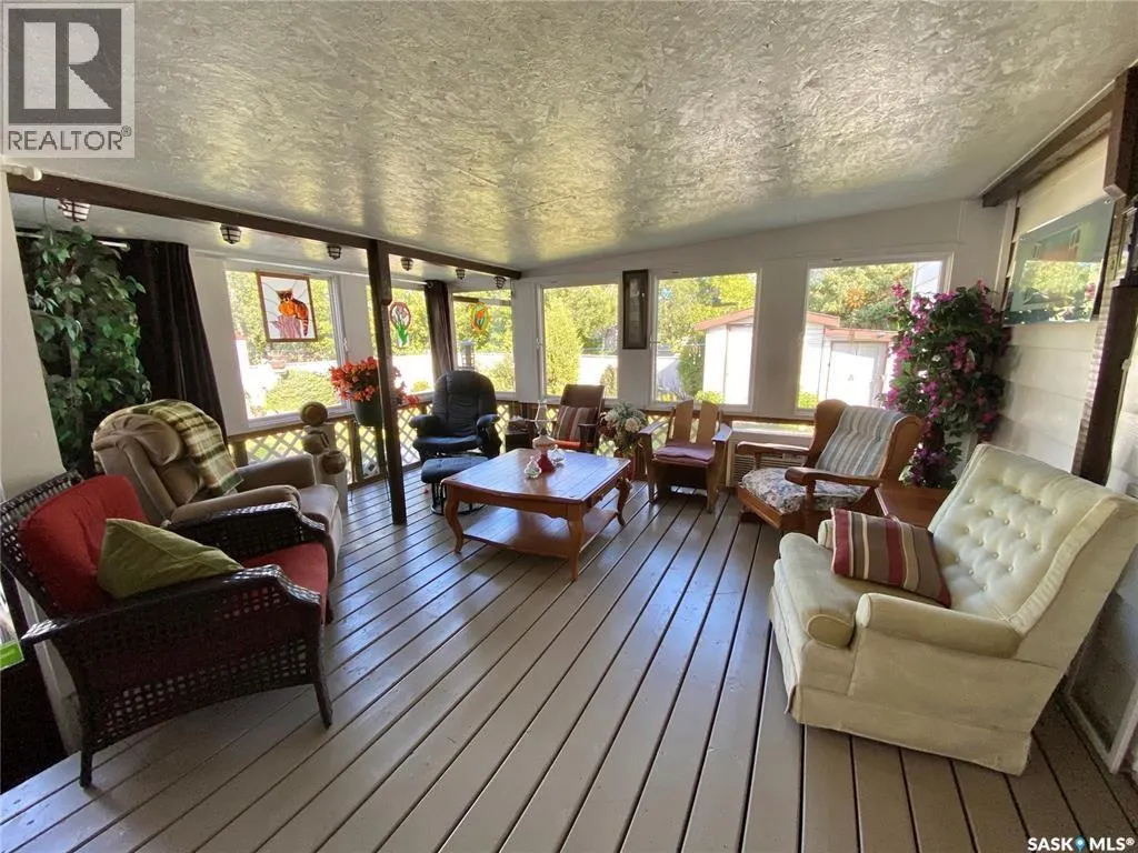 46 Eastview Trailer COURT