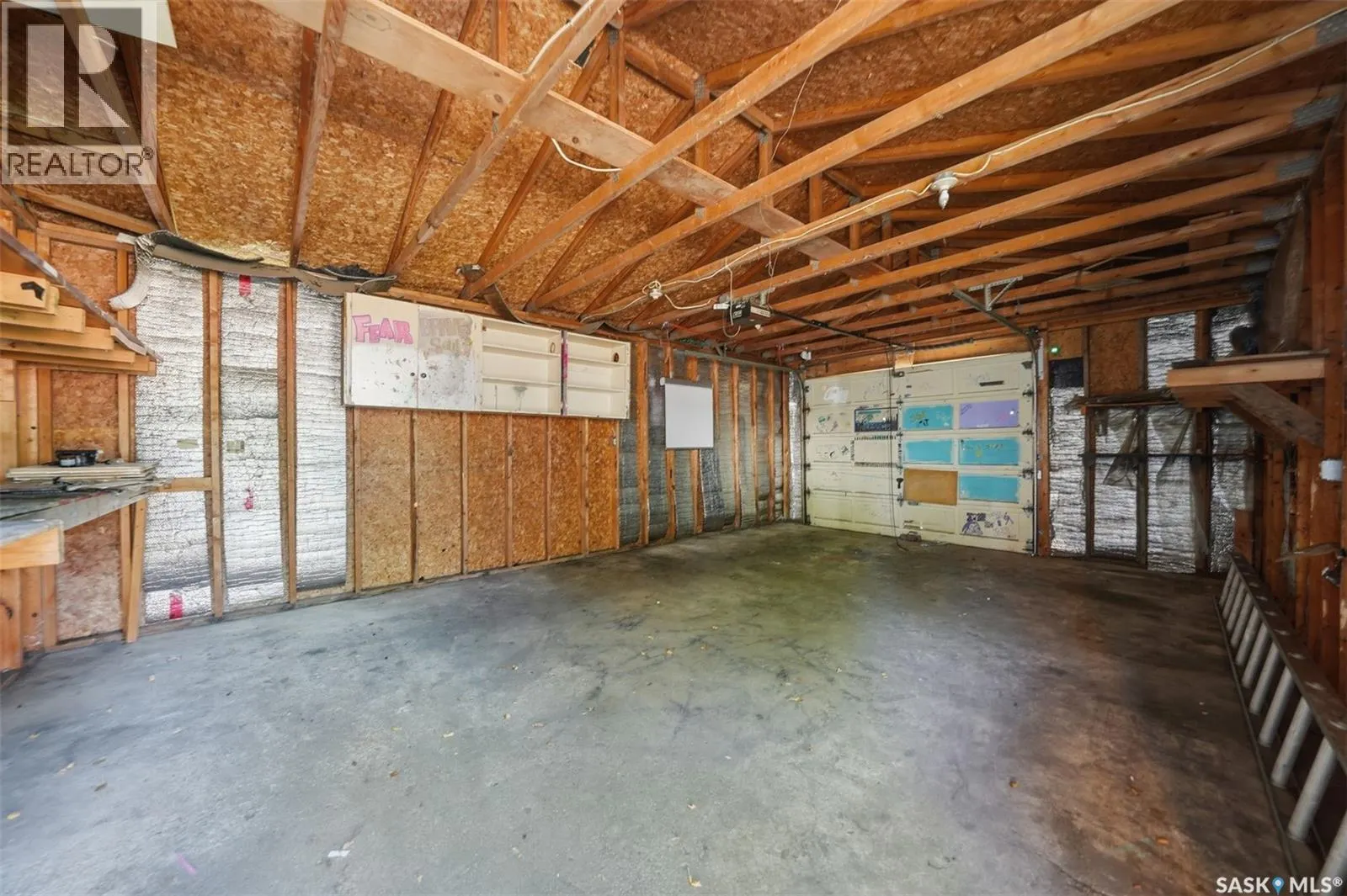 405 W AVENUE N