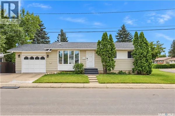 Condo for sale: 1535 Laura AVENUE, Saskatoon, SK